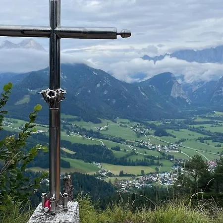 Penzion Berghaus Gesaeuse 3*