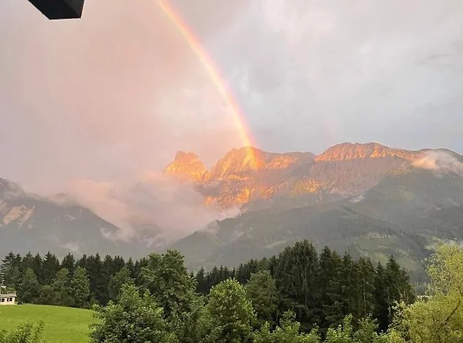 Berghaus Gesaeuse Guest house Weng im Gesause